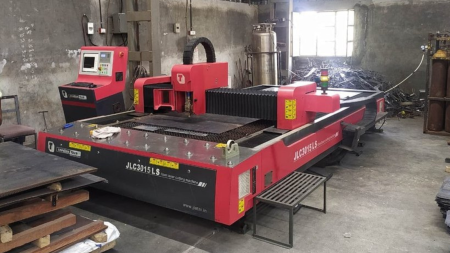 Steel door & Windows (6)